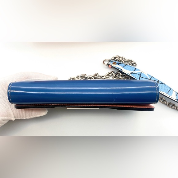 LOUIS VUITTON Limited Edition Aqua Epi Leather Twist - Picture 13 of 14